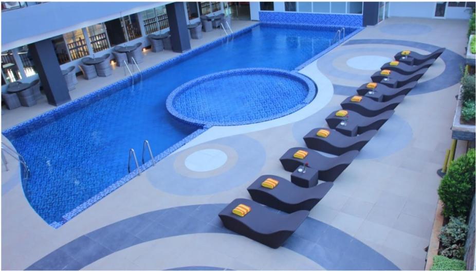 Merapi Merbabu Hotels Bekasi Buitenkant foto