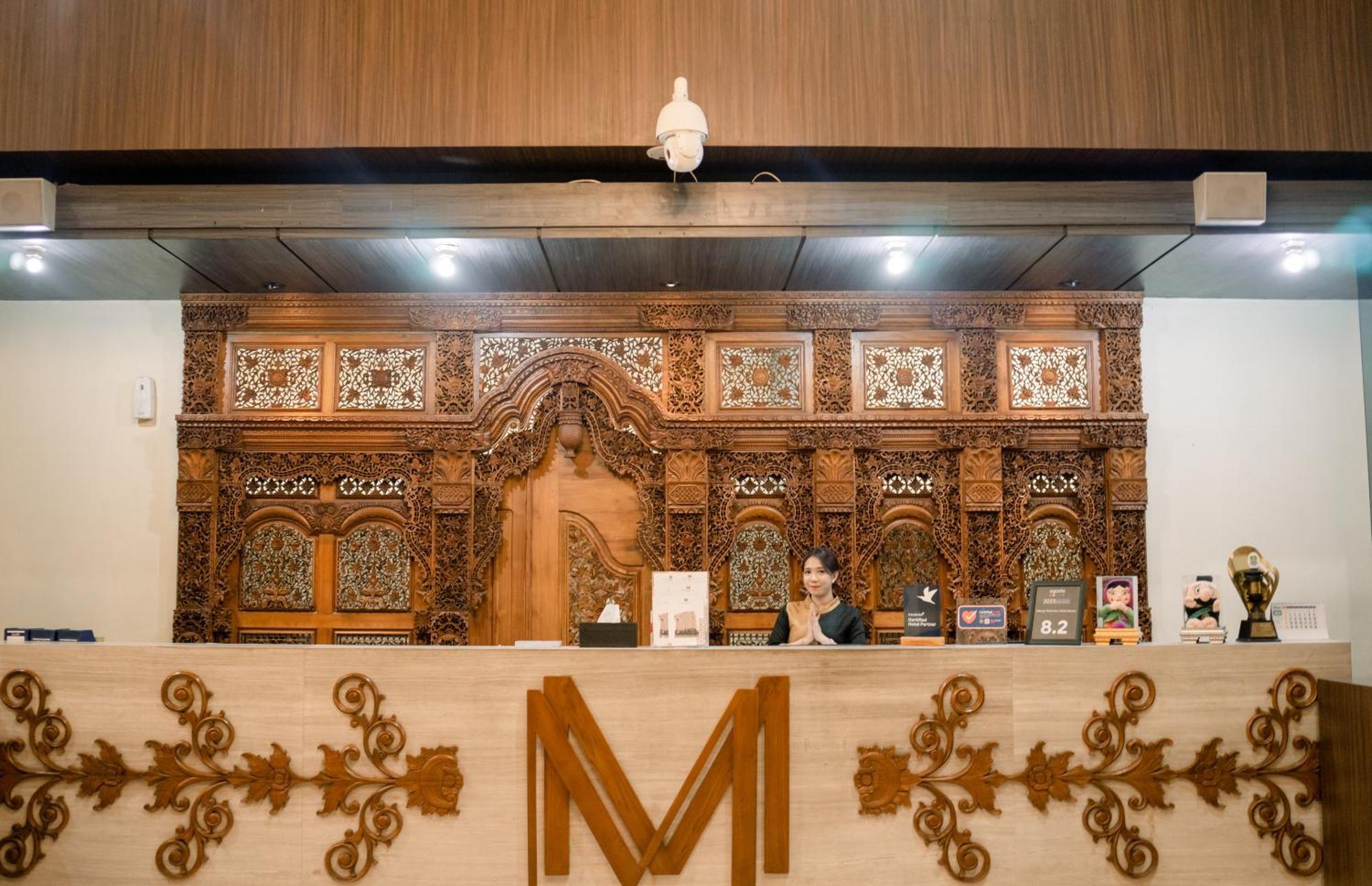 Merapi Merbabu Hotels Bekasi Buitenkant foto