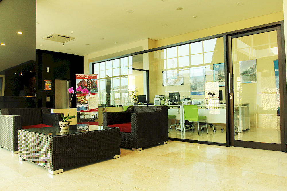 Merapi Merbabu Hotels Bekasi Buitenkant foto